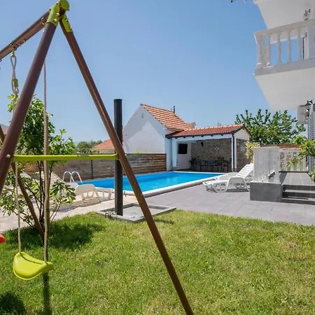 Gorgeous In Glavina Donja With Swimming Pool Casa vacanze Donja Glavina